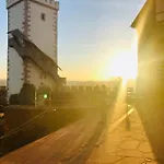 - Kamin & Garten - Hunde Willkommen *