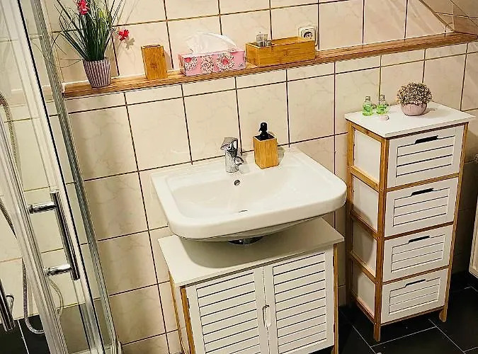 - Kamin & Garten - Hunde Willkommen Appartement Eisenach